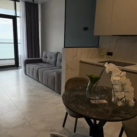 Magnit у самого моря Apartment *