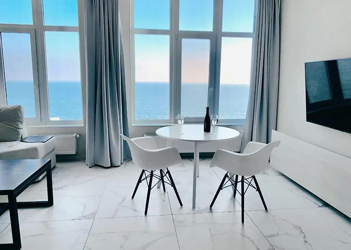 Magnit у самого моря *