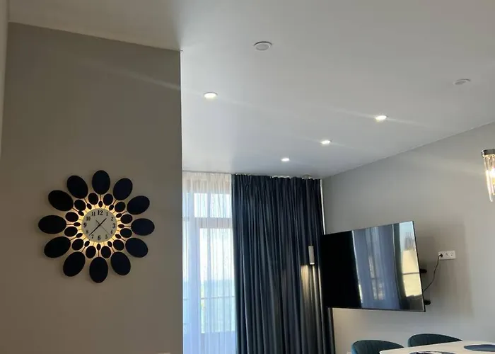 Magnit у самого моря *