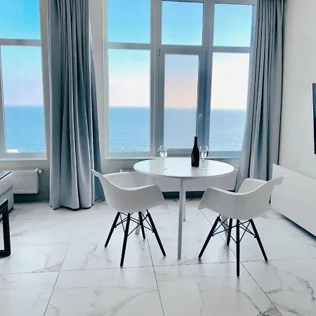 Magnit у самого моря *